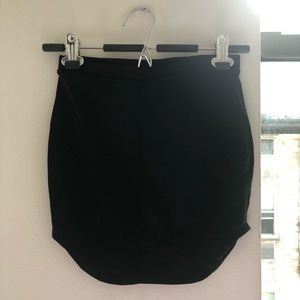 FOREVER 21 Black Mini Skirt